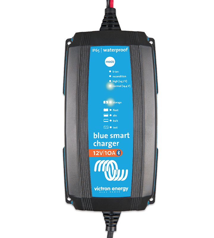 Blue Smart IP65 Charger 12/10(1) 230V CEE 7/17 Retail